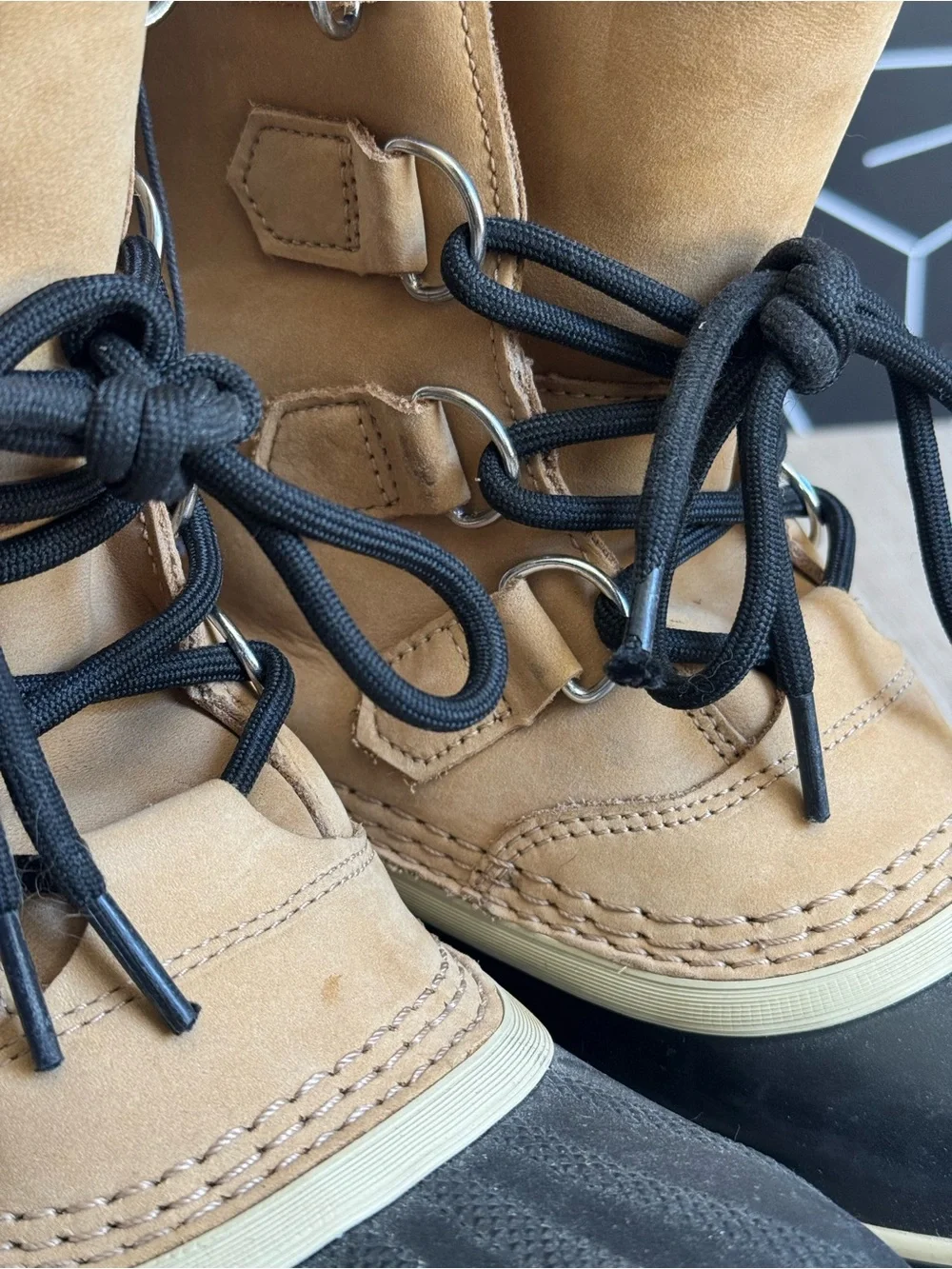 SOREL Caribou Waterproof Leather Winter Snow Boots